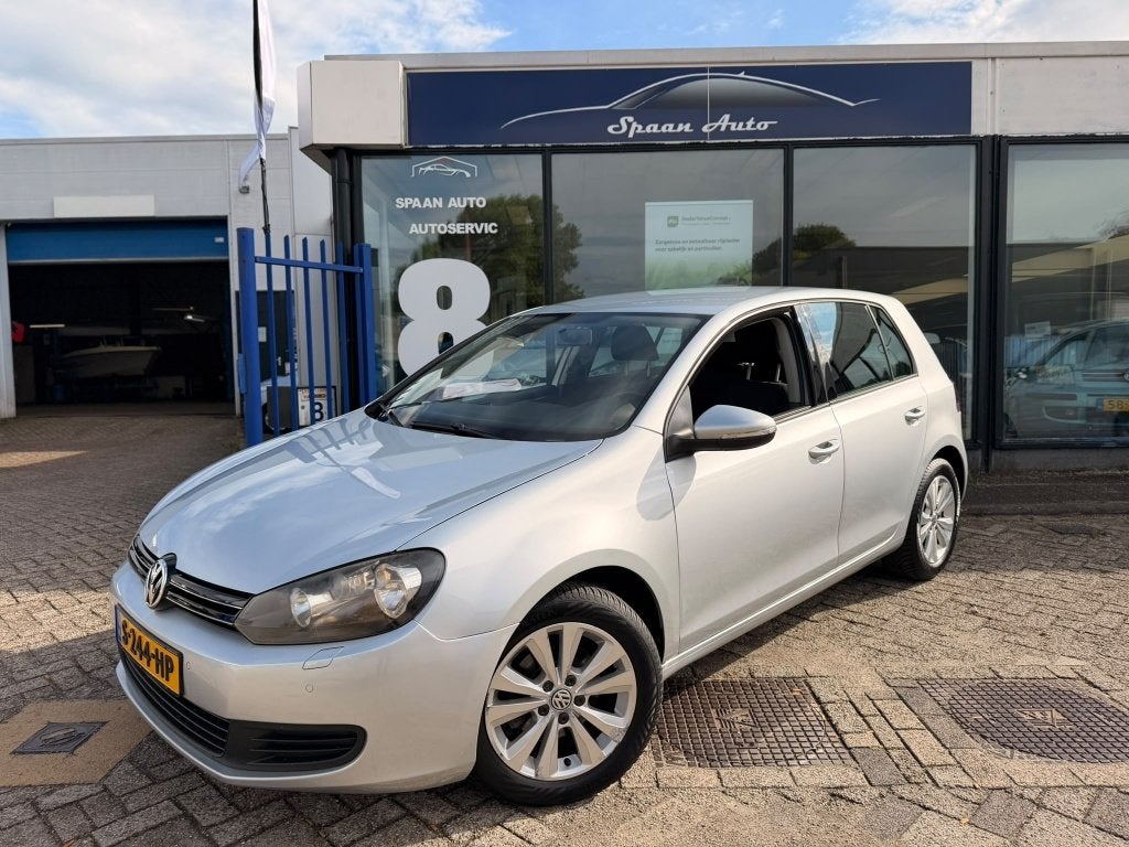 Volkswagen Golf 1.2 TSI Trendline BleuMotion | AIRCO | CARPL, Stof, Gebruikt, Zwart, 4 cilinders