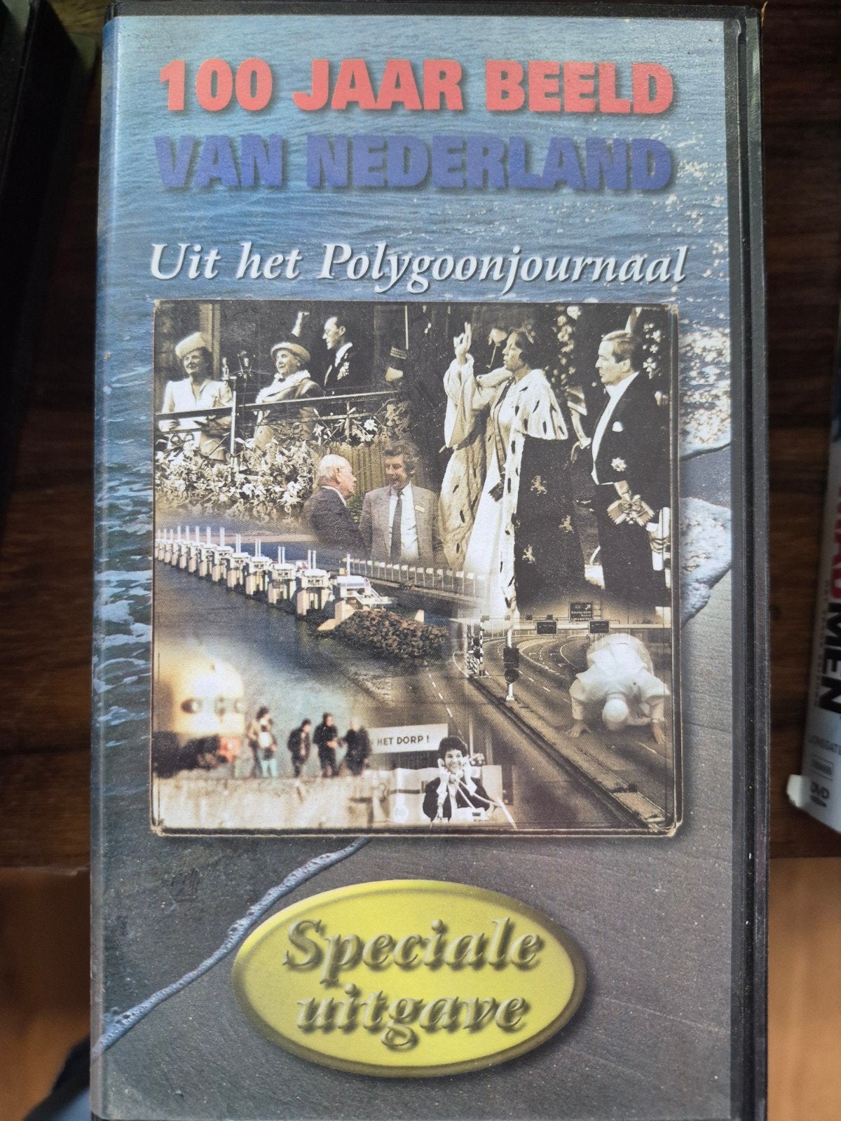 100 Jaar Beeld van Nederland - Speciale uitgave VHS, Gebruikt, Documentaire, Alle leeftijden, VHS