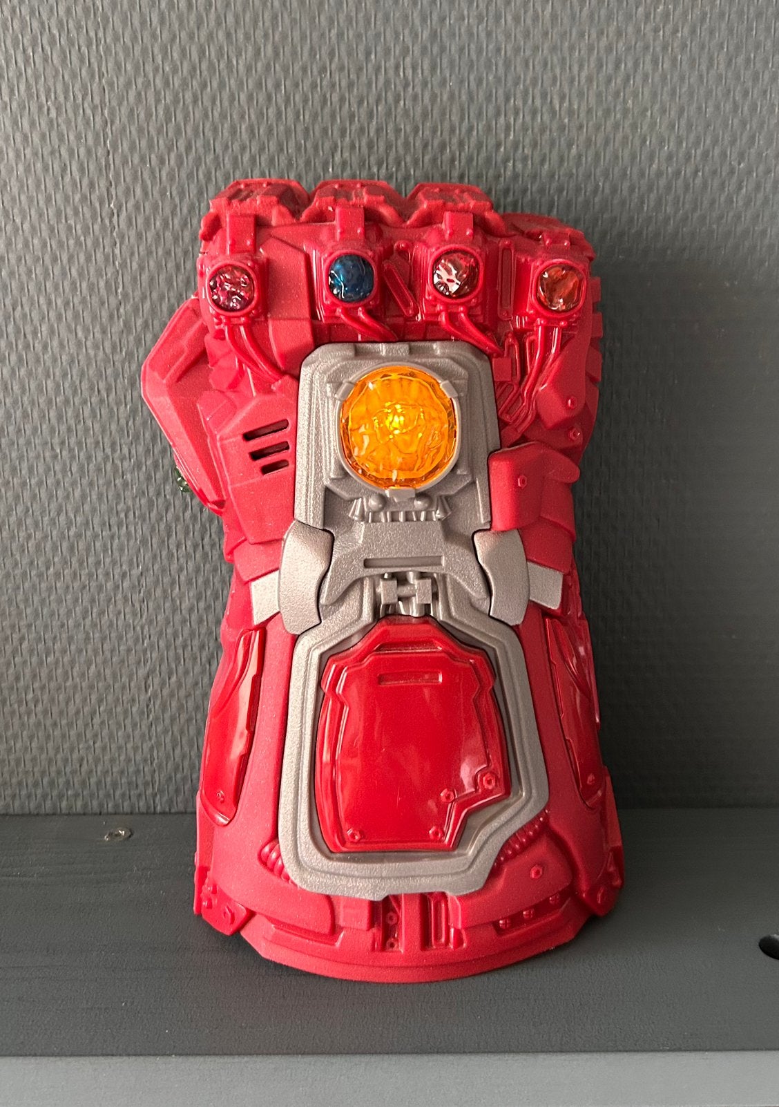 Marvel Avengers elektrische speelgoed handschoen, Ophalen of Verzenden, Zo goed als nieuw