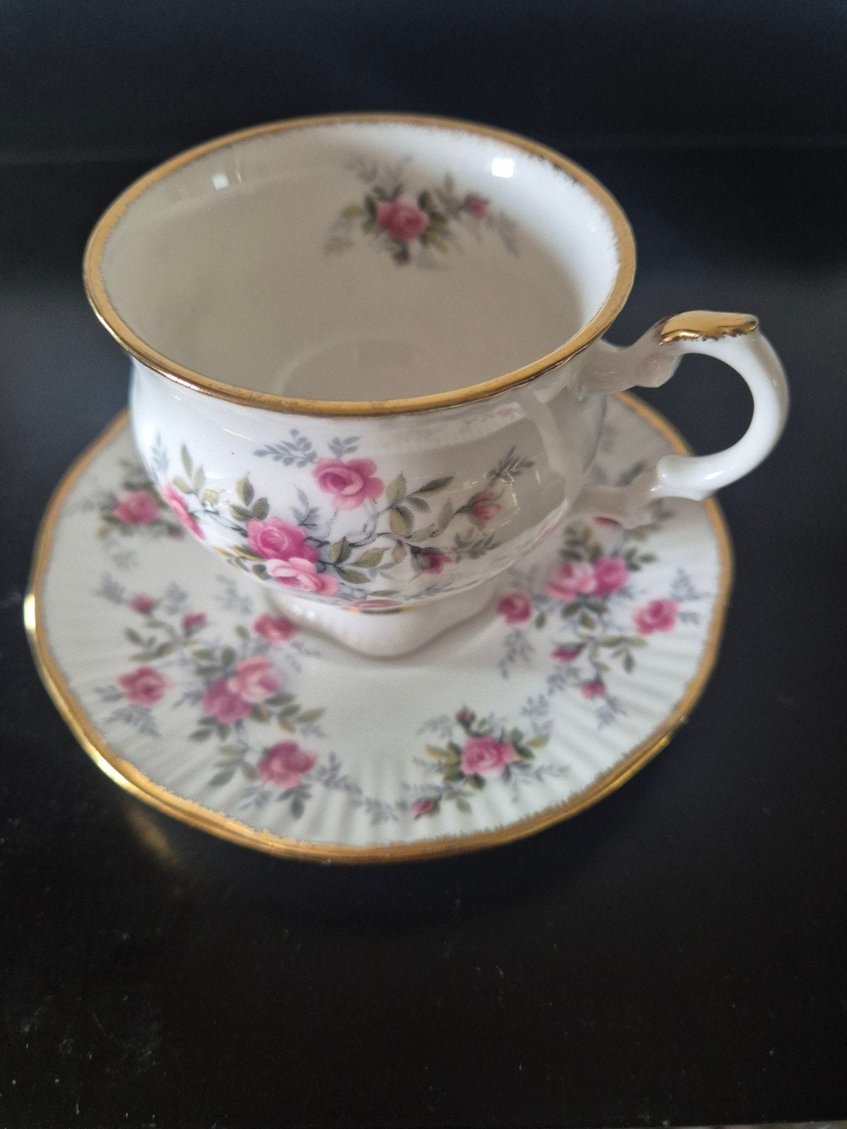 Elisabethan fine bone china porselein, Verzamelen, Porselein, Kristal en Bestek, Ophalen of Verzenden, Zo goed als nieuw, Porselein