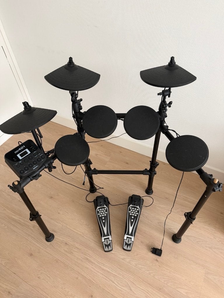 Medeli DD401 elektronisch drumstel + drumkruk, Muziek en Instrumenten, Ophalen, Zo goed als nieuw, Overige merken, Elektronisch