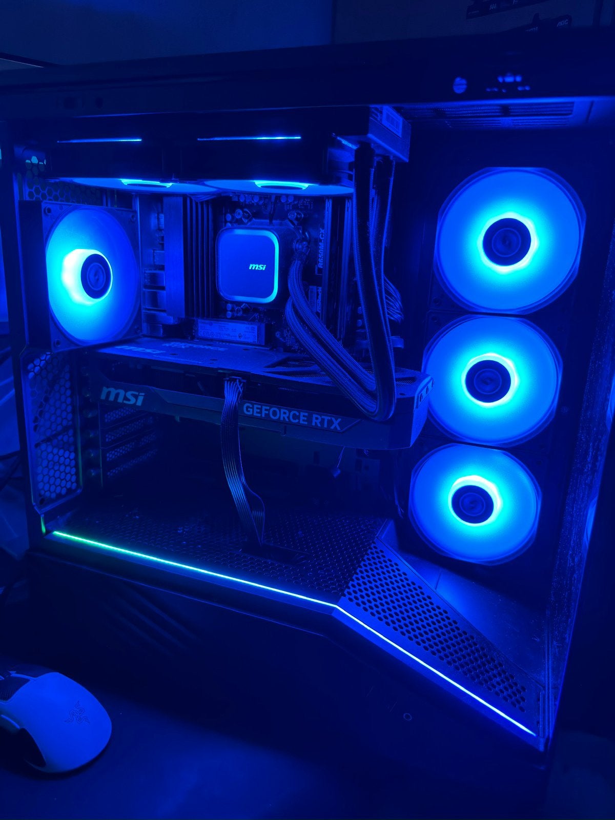 RTX 5070 Ti 16 GB | Ryzen 7 9800X3D | 32 GB RAM Gaming set, Ophalen, Zo goed als nieuw, Gaming, 4 Ghz of meer