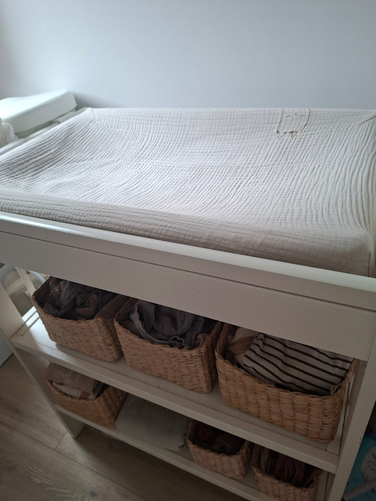 IKEA Commode met verschoonkussen, hoezen en bakjes, Ophalen, Gebruikt, 50 tot 70 cm, 75 tot 100 cm