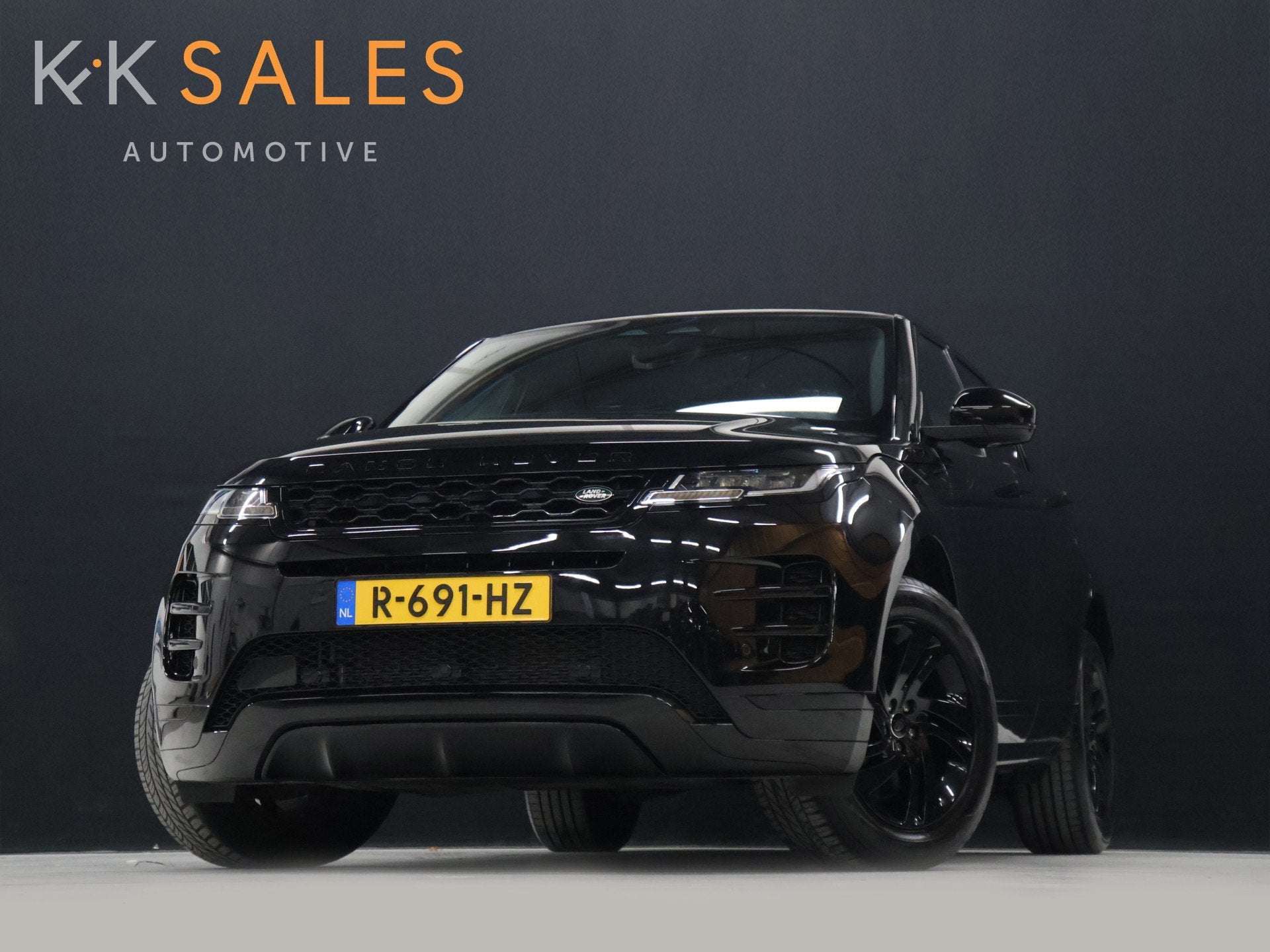 Land Rover Range Rover Evoque 1.5 P300e AWD Bronze Collectio, 309 pk, Zwart, Vierwielaandrijving, Hybride Elektrisch/Benzine