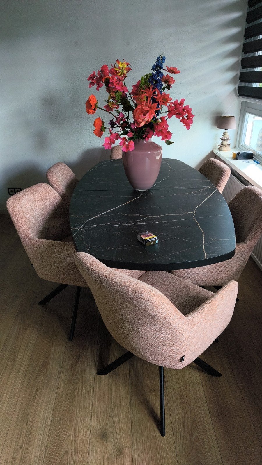 Nieuwe uitschuifbare eettafel(200-260cm) met 5 jaar garantie, Huis en Inrichting, Ophalen, Overige materialen, Ovaal, Nieuw