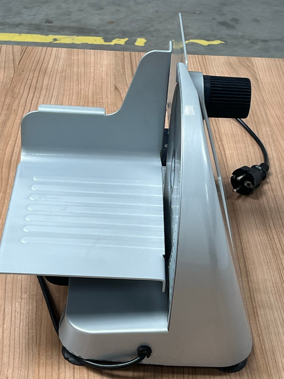 Elektrische Broodsnijmachine / Vleeswarensnijder, Witgoed en Apparatuur, Onderdelen en Toebehoren, Ophalen, Gebruikt, Nvt, Nvt