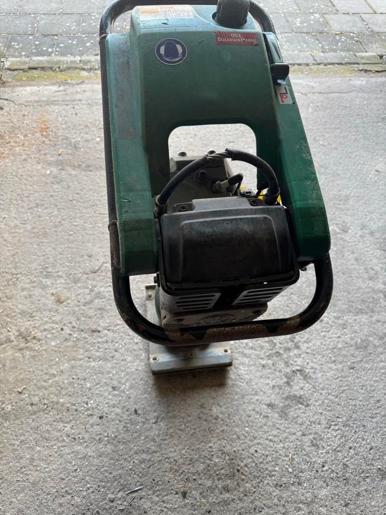 Trilplaat / Trilstamper voor bouw en tuin, 100 liter of meer, Ophalen, Gebruikt, Minder dan 200 liter/min