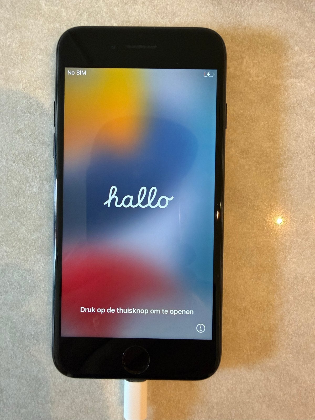 iPhone 7 in zeer goede staat, inclusief oplaadkabel, Telecommunicatie, Mobiele telefoons | Apple iPhone, Verzenden, Zo goed als nieuw