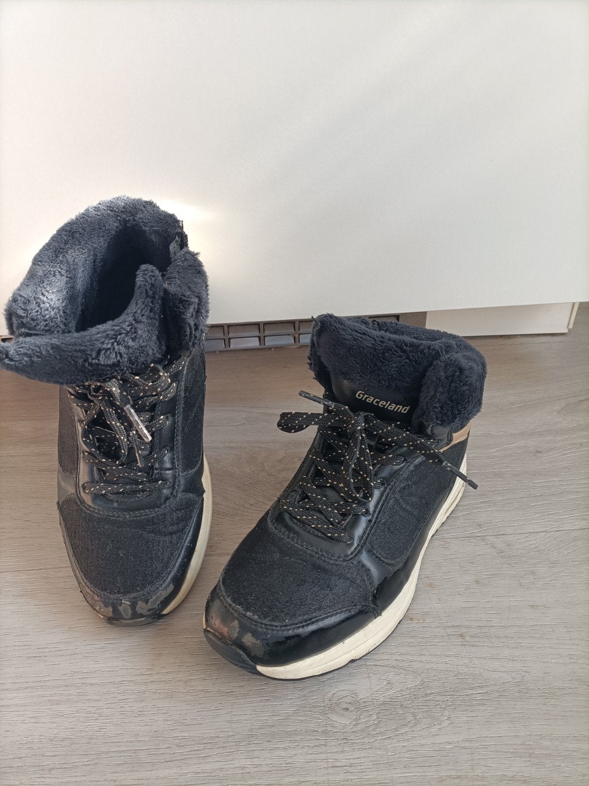 Winter Sneakers 34, Gebruikt, Meisje, Graceland, Ophalen of Verzenden