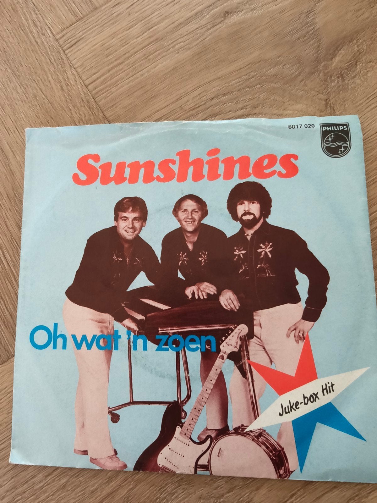 Sunshines - Oh Wat 'n Zoen/ Zie Je De Meisjes (Vinyl Single), Gebruikt, 7 inch, EP, Schlager