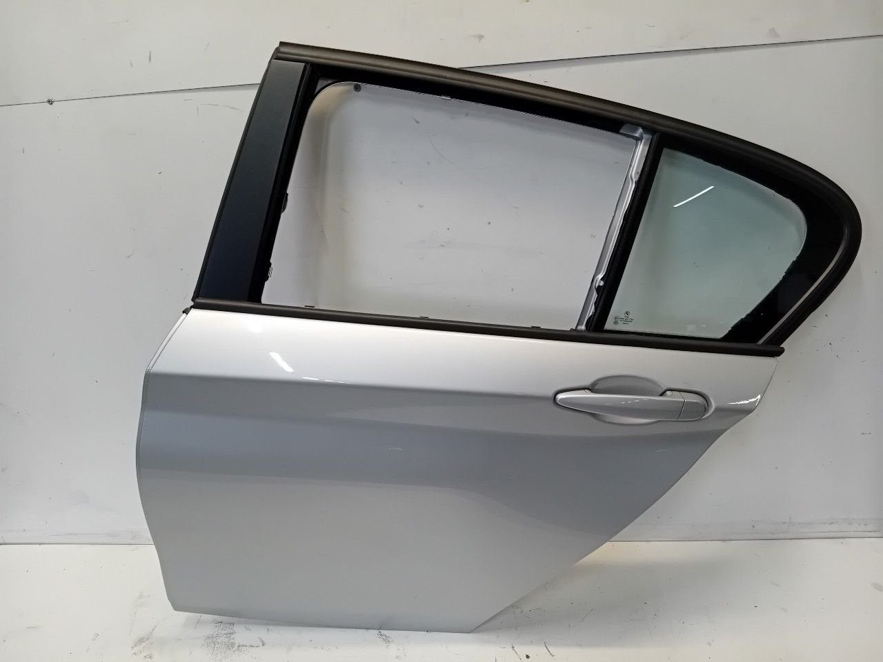 Portier links achter BMW 1 serie, Auto-onderdelen, Carrosserie en Plaatwerk, Onderdelen@venauto.nl, Van der Ven Autorecycling B.V.