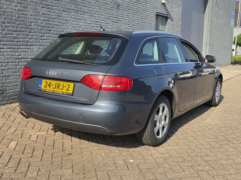 Audi A4 Avant 1.8 TFSI Pro Line Business APK 04-27 ✅, Auto's, Audi, Euro 5, Gebruikt, 4 cilinders, Handgeschakeld