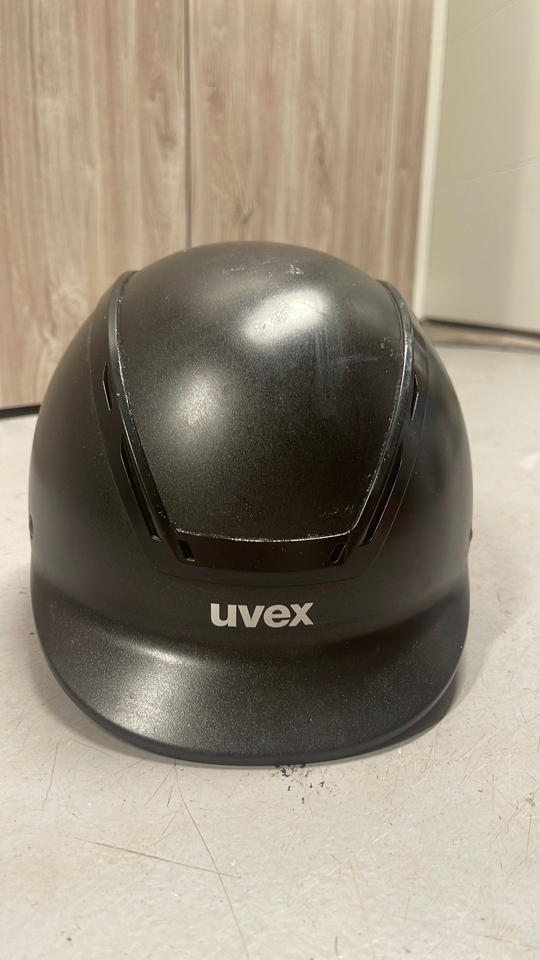 Standaard uvex cap, Dieren en Toebehoren, Ophalen, Zo goed als nieuw
