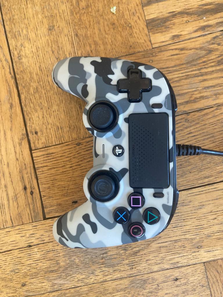 Playstation (PS) 4 controller, Ophalen of Verzenden, Zo goed als nieuw, Controller, PlayStation 1
