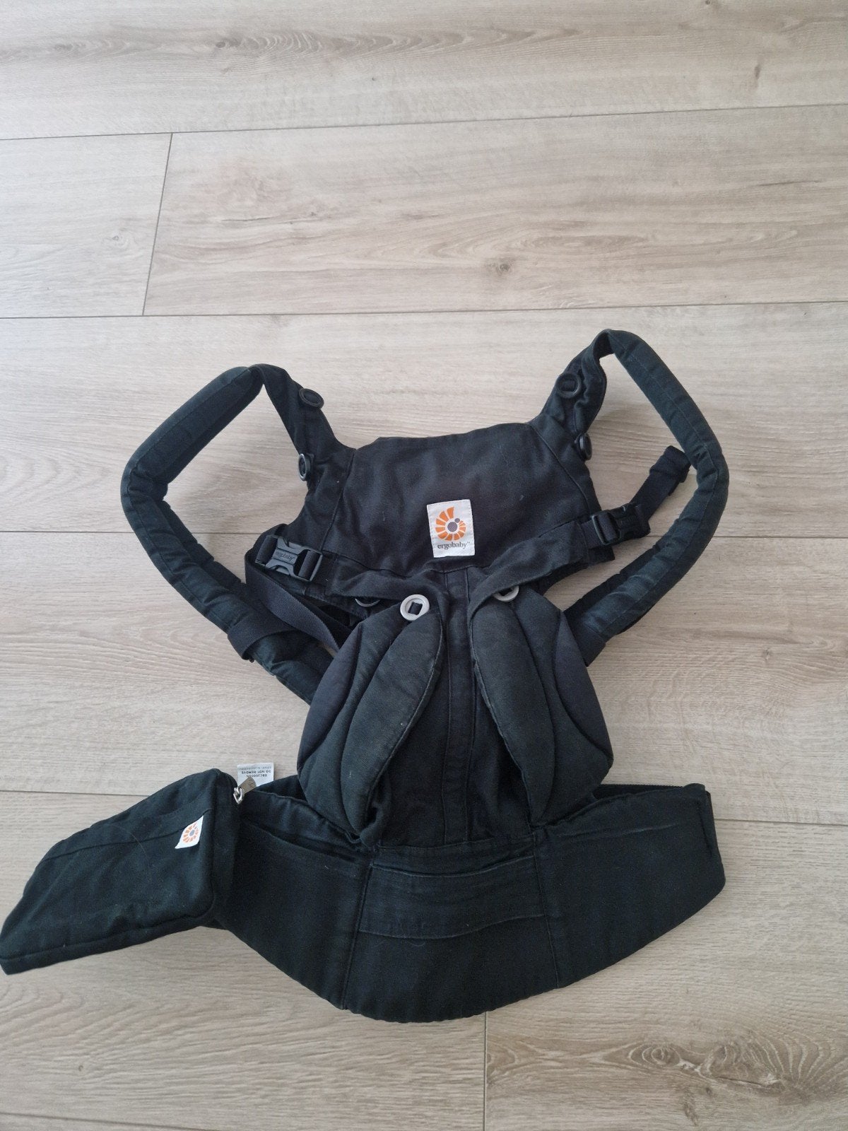 Ergobaby Draagzak Zwart, Kinderen en Baby's, Babydragers en Draagdoeken, Overige merken, Buik of Rug, Ophalen of Verzenden, Zo goed als nieuw