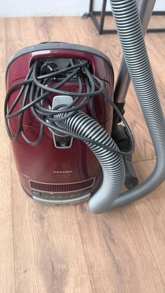 Stofzuiger Miele cat and. dog powerline, Witgoed en Apparatuur, Gebruikt, Miele, Sledestofzuiger, Ophalen