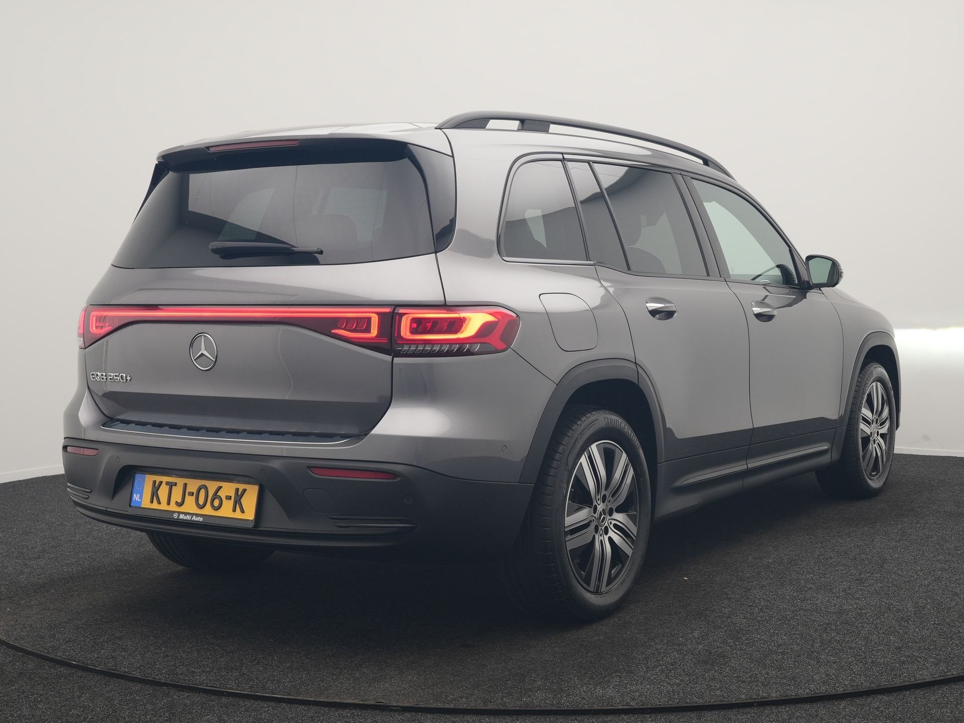 Mercedes-Benz EQB 250+ Luxury Line 74 kWh 191pk Dealer O.H |, Dealer onderhouden, Gebruikt, 190 pk, SUV of Terreinwagen