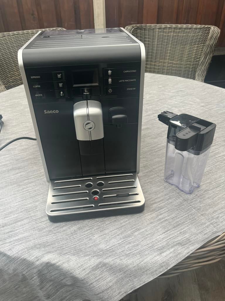 Saeco Koffiemachine - Perfecte Espresso en Cappuccino, Witgoed en Apparatuur, Koffiezetapparaten, Afneembaar waterreservoir, 10 kopjes of meer