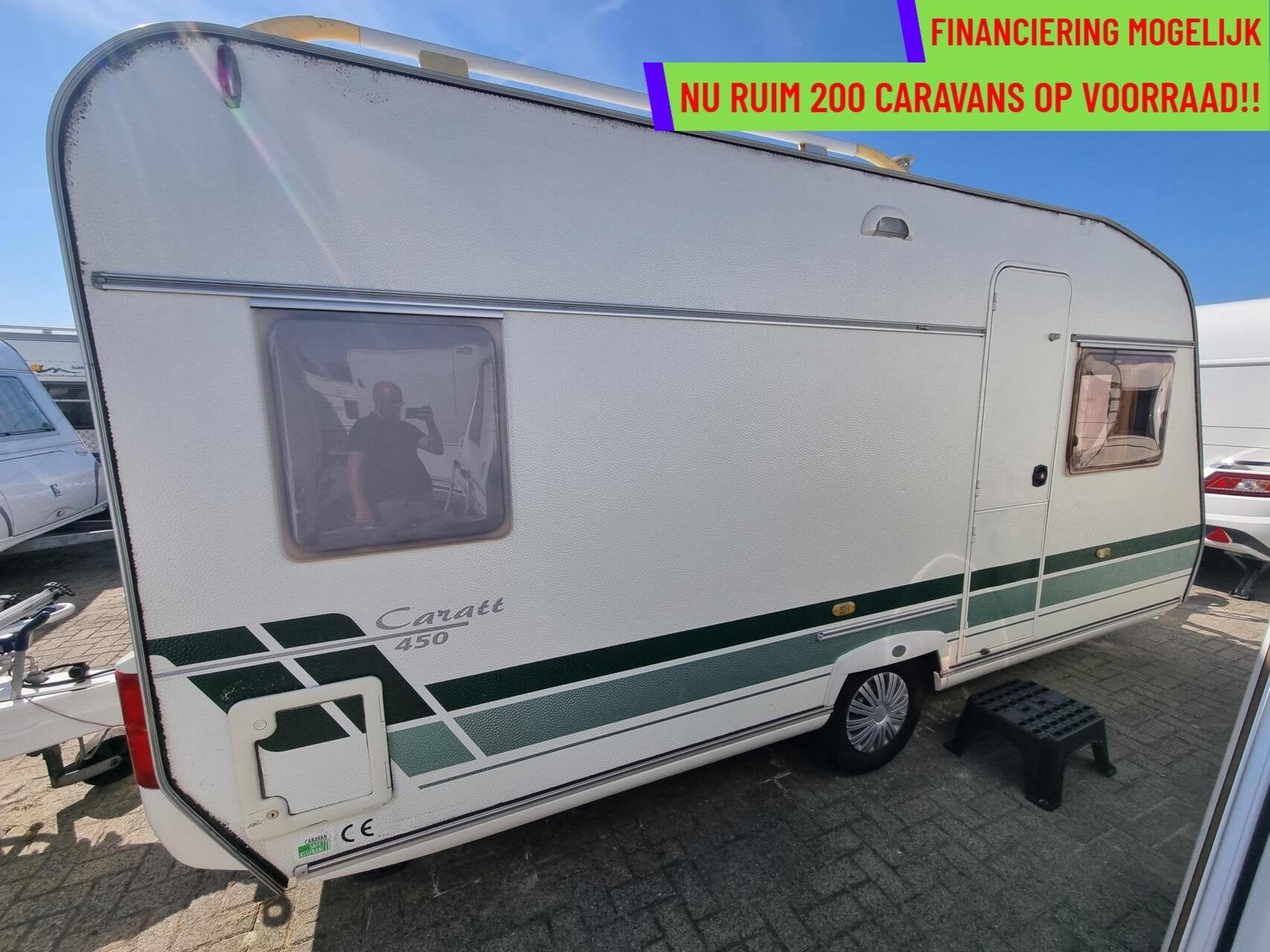Chateau caratt 450 VOORTENT + LUIFEL + FRANSBED + DINETTE, Caravans en Kamperen, Serviceluik, Chateau, Bedrijf, 750 - 1000 kg