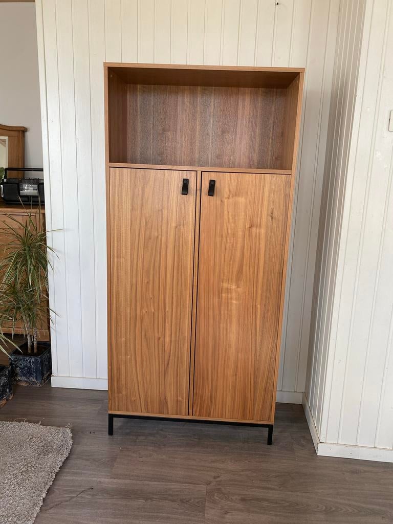 Vtwonen kast bookazine 173x81x35, Ophalen, Zo goed als nieuw