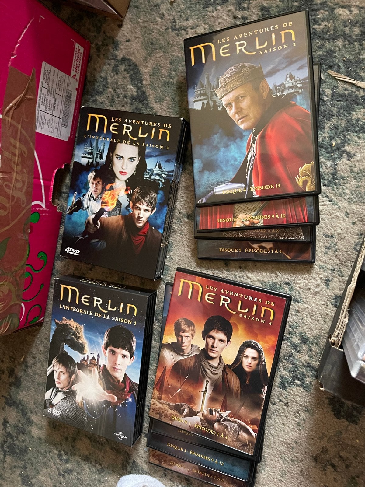 Merlin DVD Boxset Seizoen 1, 2, 3 en 4 (Frans), Cd's en Dvd's, Vanaf 12 jaar, Ophalen of Verzenden, Gebruikt, Science Fiction en Fantasy