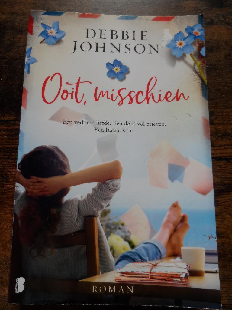 Debbie Johnson - Ooit , misschien, Boeken, Romans, Zo goed als nieuw, Ophalen of Verzenden