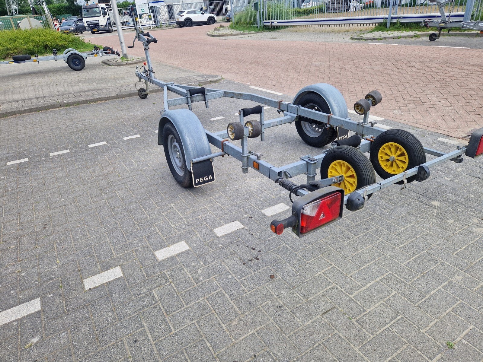 Prga SH 750 kanteltrailer met een 750KG as  !!!, Watersport en Boten, Boottrailers, Ophalen, Minder dan 6 meter