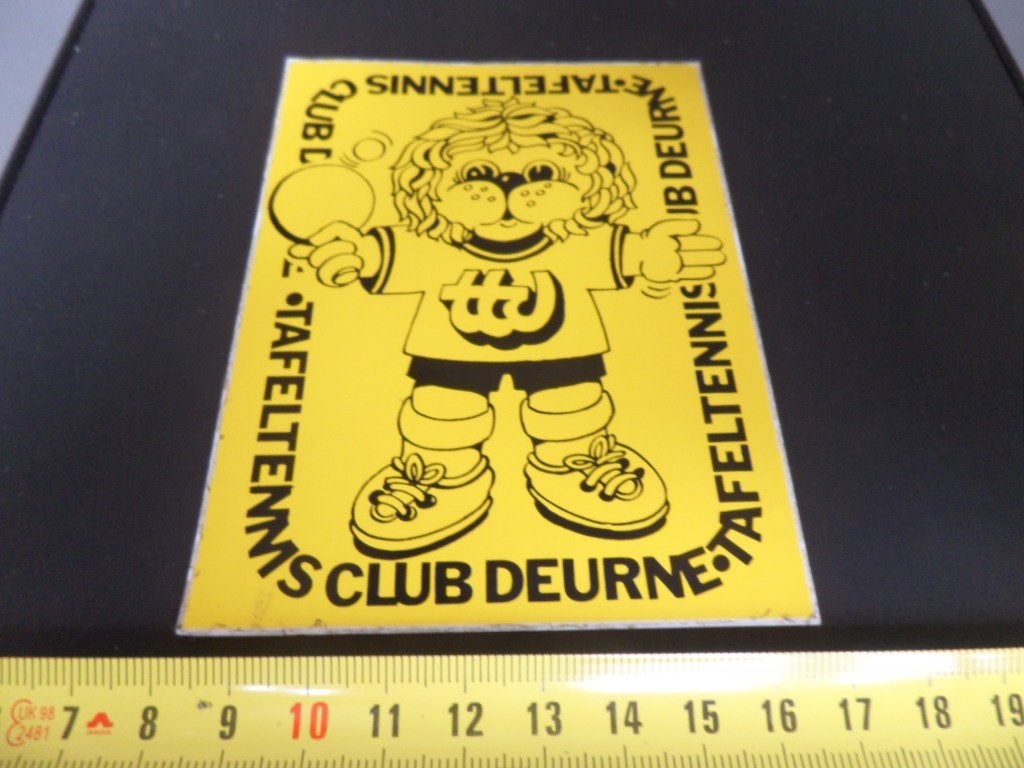 sticker Deurne TTD  Tafeltennis club  strip leeuw, Ophalen, Zo goed als nieuw