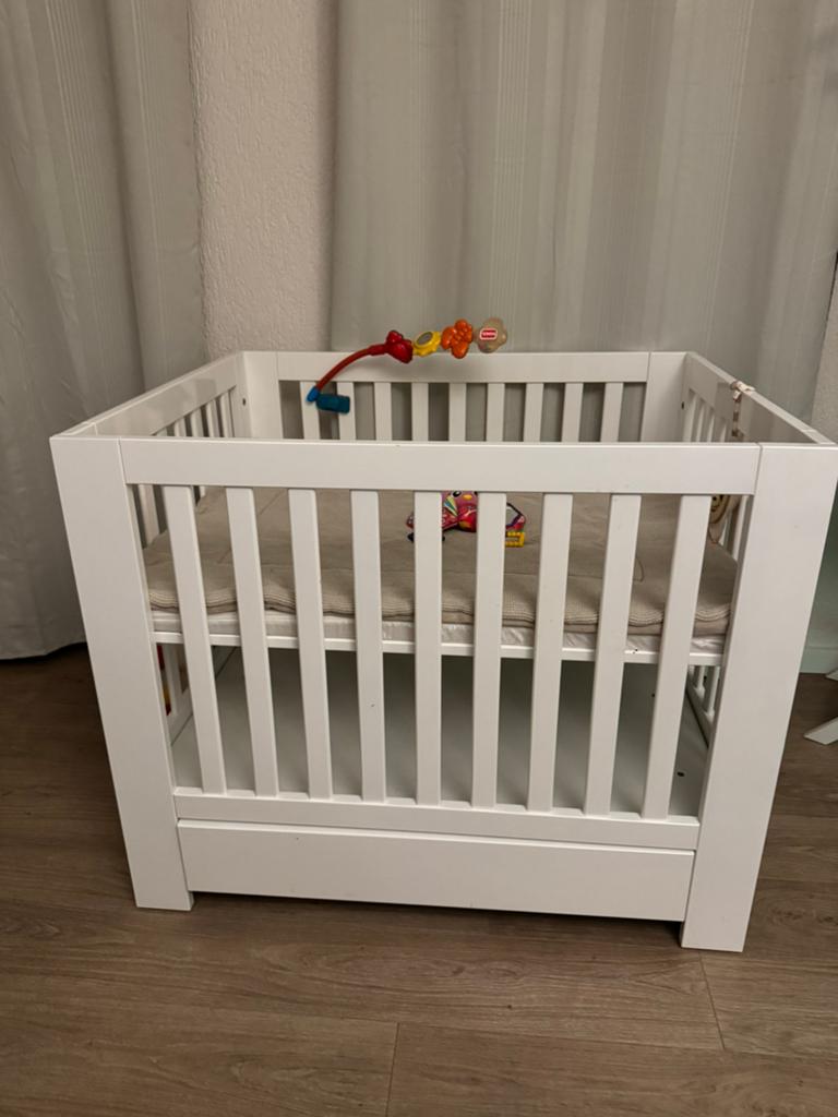 Hoogglans kidsmill Alaska box, Kinderen en Baby's, Boxen, Ophalen, Zo goed als nieuw, Lade