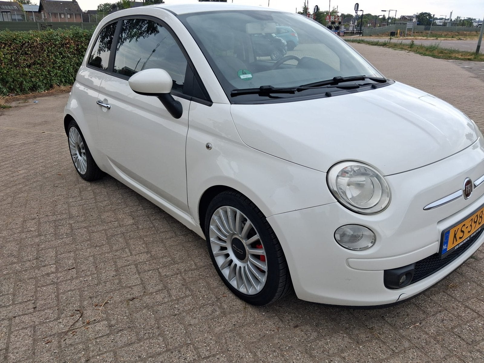 Fiat 500 1.4 16V 73KW C 2007 Wit, Auto's, Voorwielaandrijving, 31 €/maand, 4 cilinders, 4 stoelen
