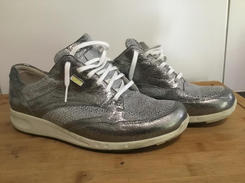 Durea Go sneakers maat 8 K, Kleding | Dames, Schoenen, Ophalen of Verzenden, Grijs, Sneakers of Gympen, Zo goed als nieuw