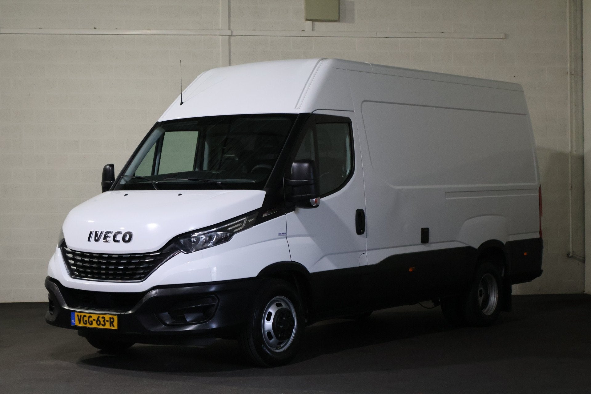 Iveco Daily 35C18V 3.0 L2 H2 Hi-Matic (bj 2020), Automaat, Achterwielaandrijving, Gebruikt, Euro 6