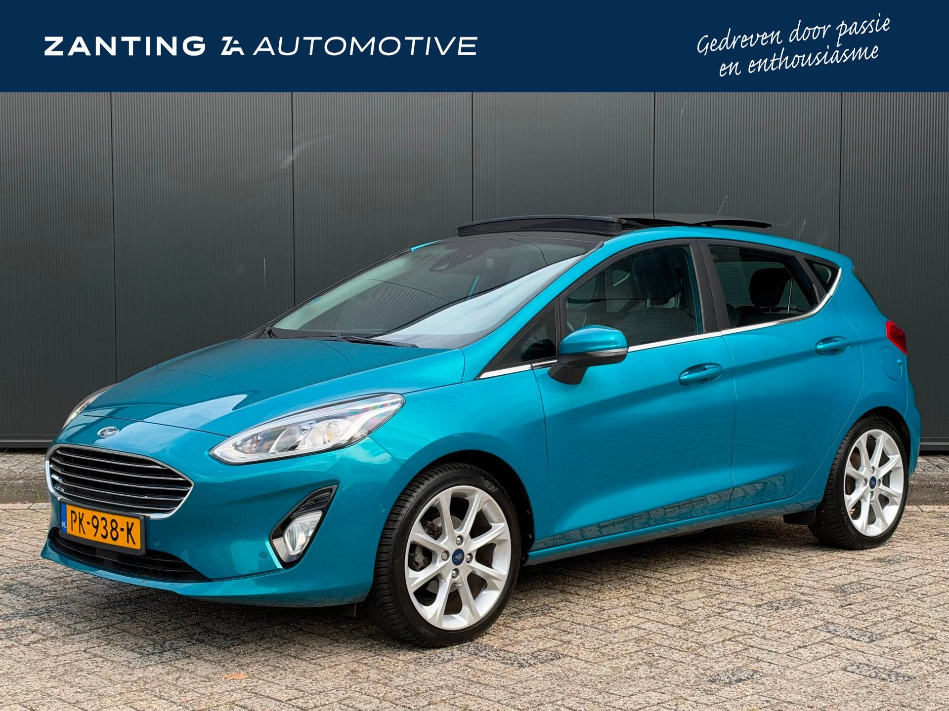 Ford Fiesta 1.0 EcoBoost Titanium | Pano-dak | 100% Ford Dea, Voorwielaandrijving, Dealer onderhouden, Blauw, 100 pk