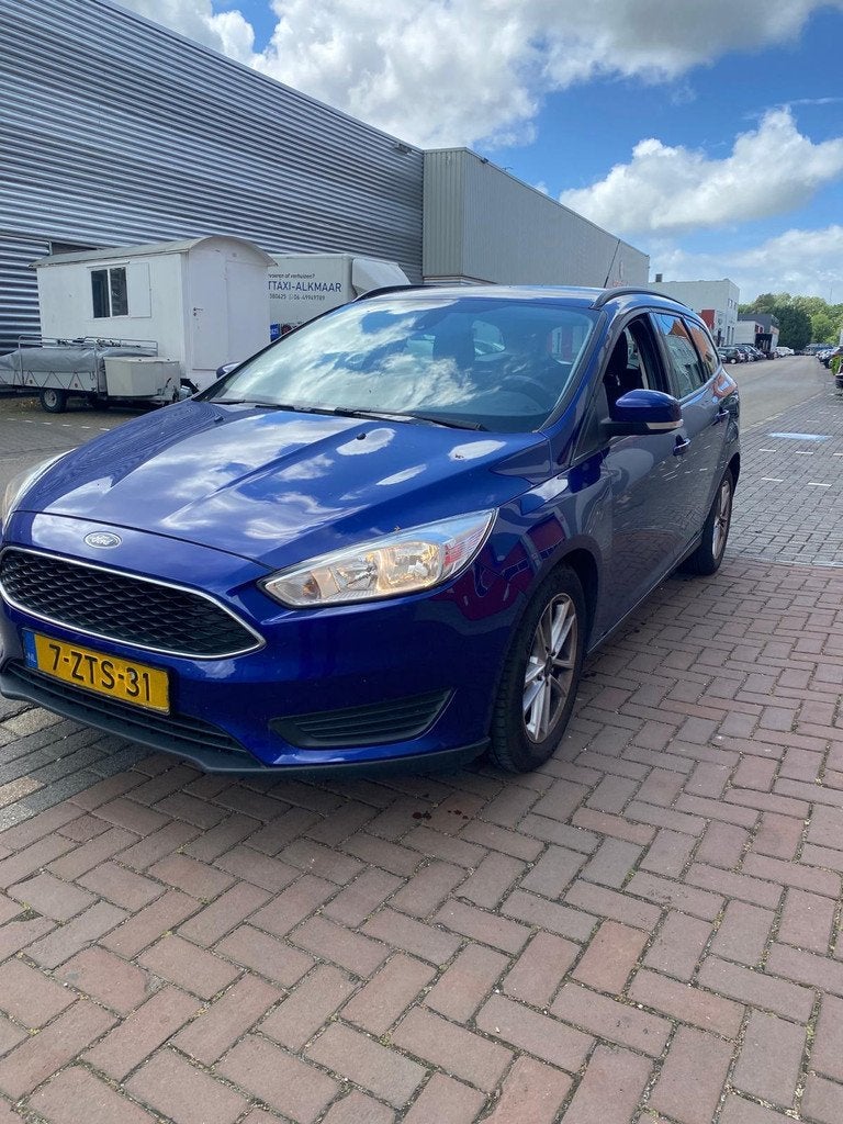 Ford Focus Wagon 1.0 Trend Edition / Airco / Elek ramen, 101 pk, Gebruikt, Euro 6, Blauw