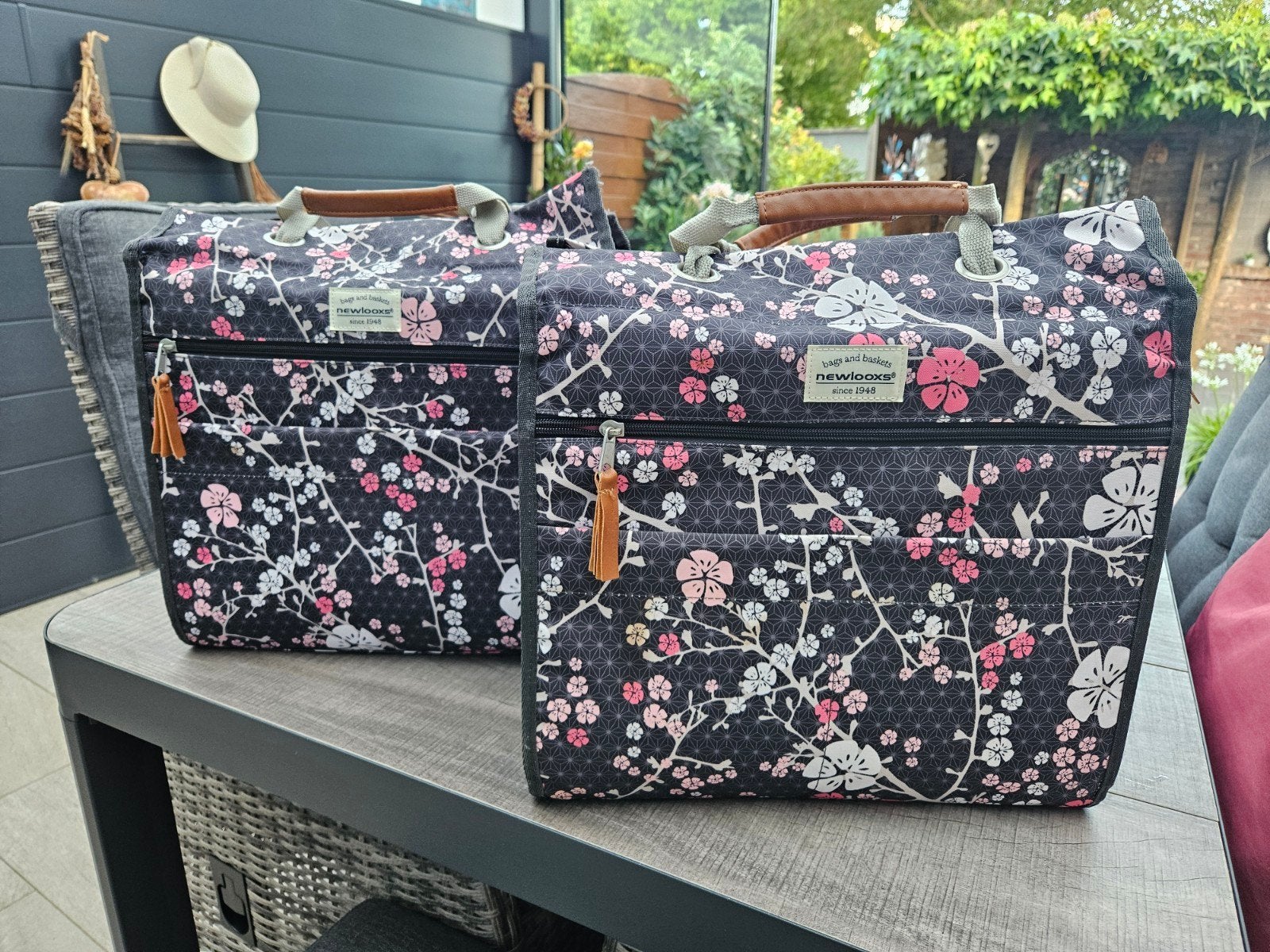 Te koop 2 New looxs fietstassen, Fietsen en Brommers, Fietsaccessoires | Fietstassen, Ophalen