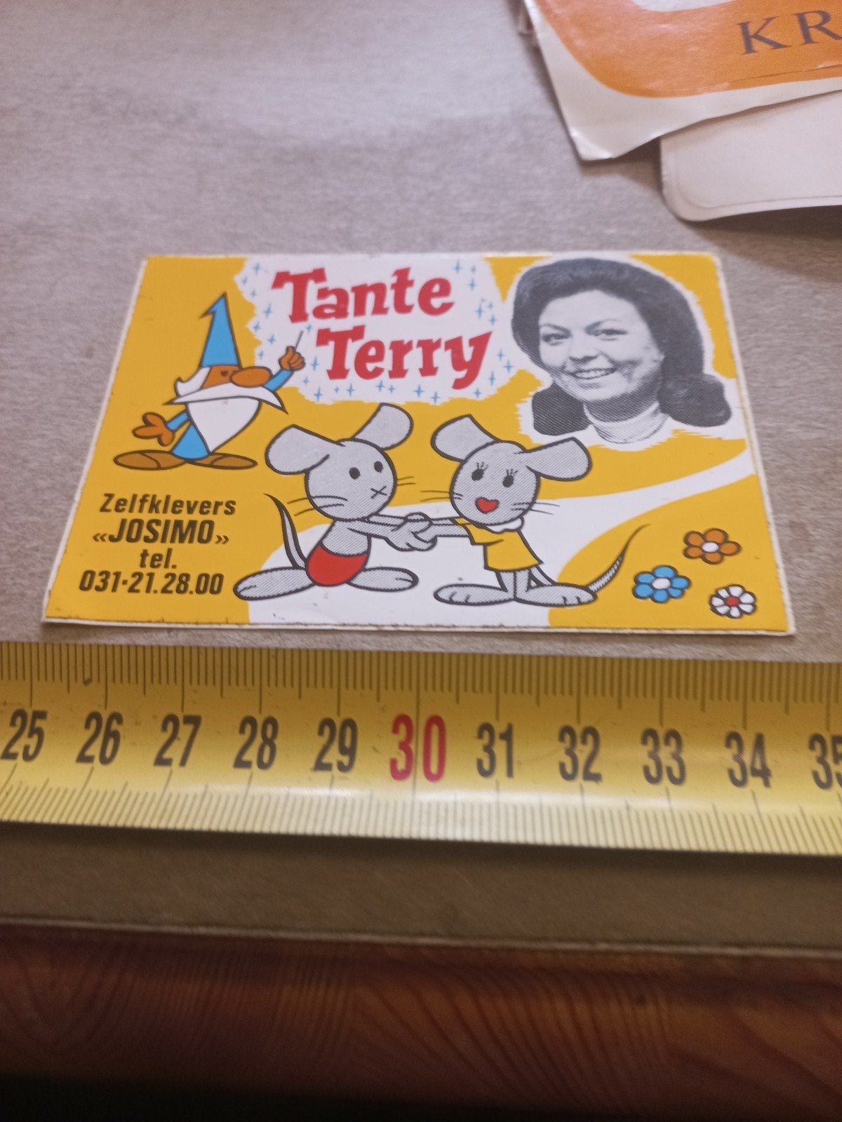 Vintage Tante Terry Josimo Zelfklevers Sticker, Verzamelen, Ophalen of Verzenden, Gebruikt, Film, Tv of Omroep