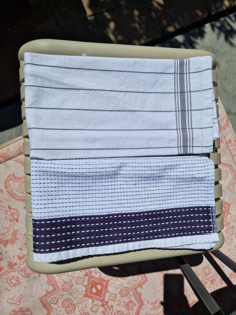 2 theedoeken DDDD, Ophalen of Verzenden, Nieuw, Wit, Theedoek of Handdoek
