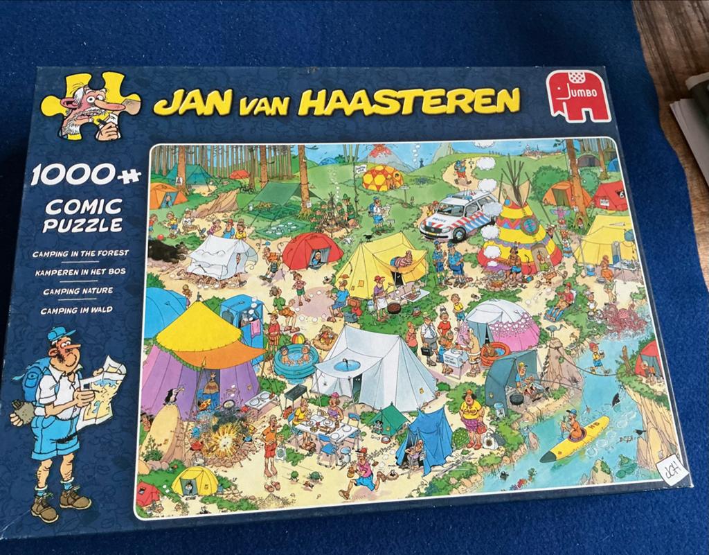 Jan van Haasteren, Kamperen in het Bos, 1000 stukjes., Ophalen of Verzenden, 500 t/m 1500 stukjes