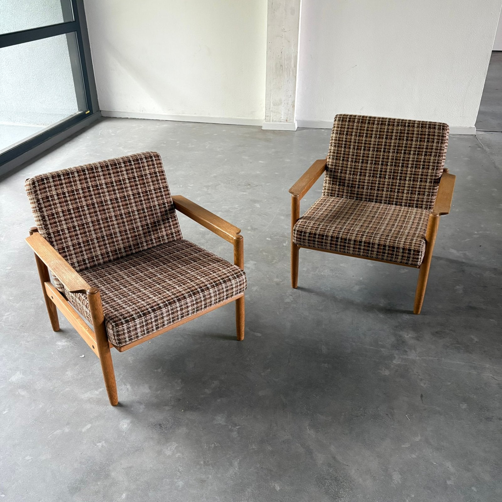 2 deens design stoelen vintage jaren 70 ruit, ., 2de hands, 75 tot 100 cm, Ophalen of Verzenden