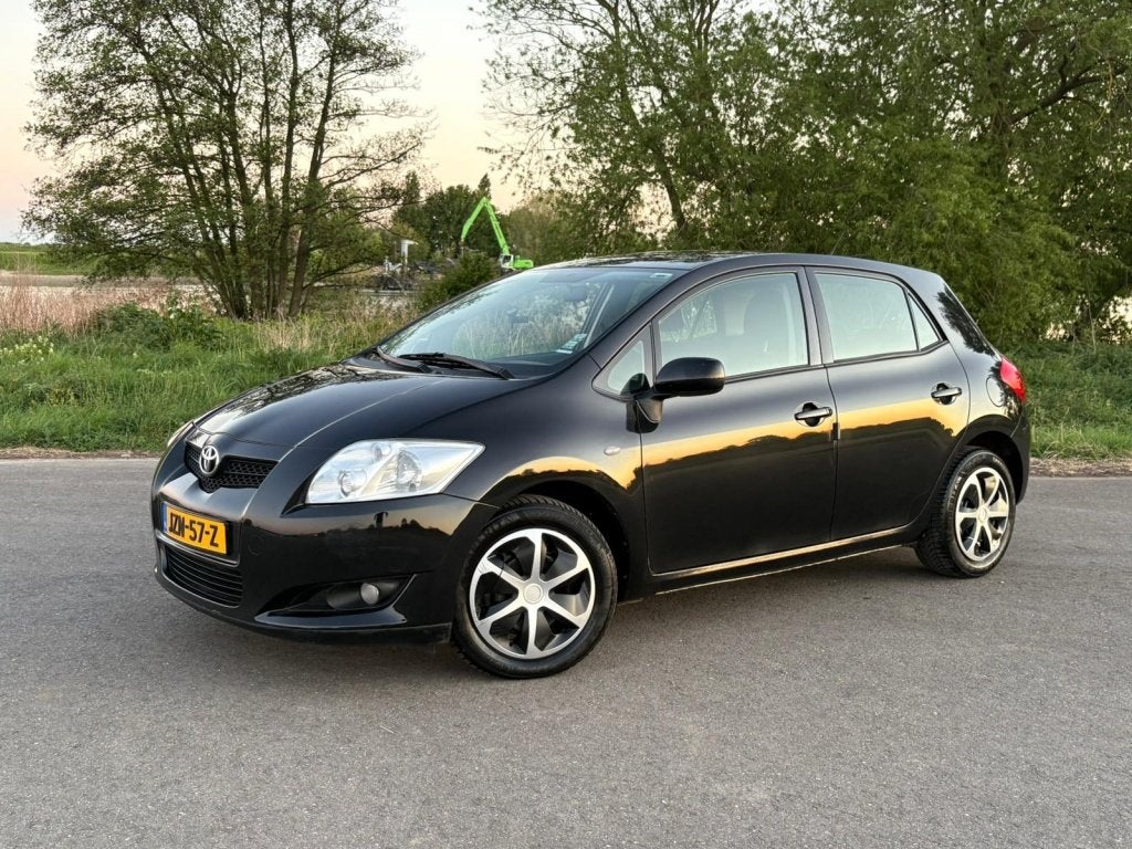 Toyota Auris 1.6 Terra NAVI Airco Cruise StoelVW Dealer Onde, Voorwielaandrijving, 450 kg, Gebruikt, Zwart