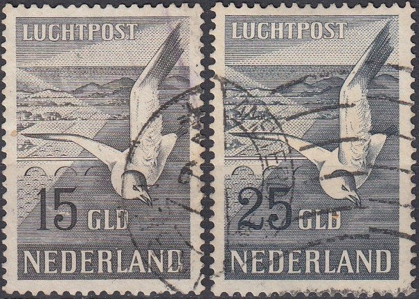 Nederland- LV-04-1- 1951- Vliegende Zeemeeuw- G, Postzegels en Munten, Postzegels | Nederland, Verzenden, Na 1940, Gestempeld