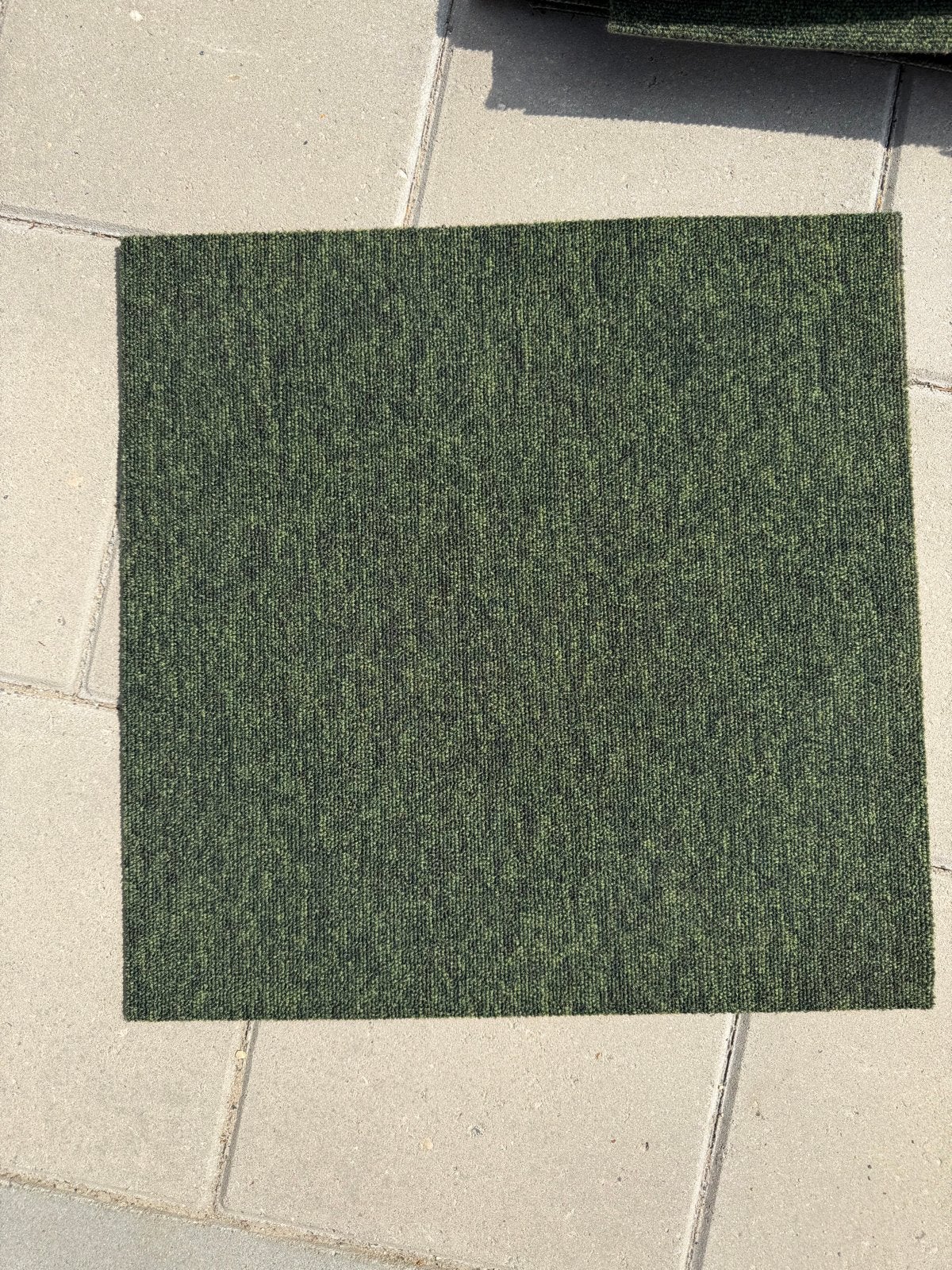 Tapijttegels Creative Spark Groen/Grijs - Nieuw in doos, Huis en Inrichting, Ophalen, Minder dan 50 cm, 50 tot 100 cm, Vierkant