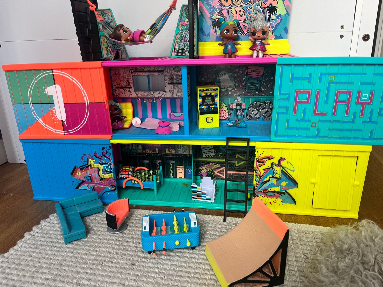 L.O.L. Surprise clubhouse, Kinderen en Baby's, Speelgoed | Poppenhuizen, Ophalen, Gebruikt