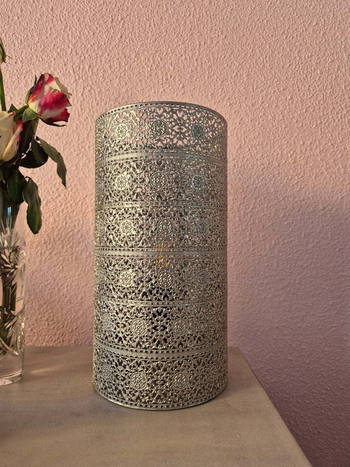Zilverkleurige Lamp met Oosters Patroon, Overige merken, E27 (groot), Zo goed als nieuw, Zilver