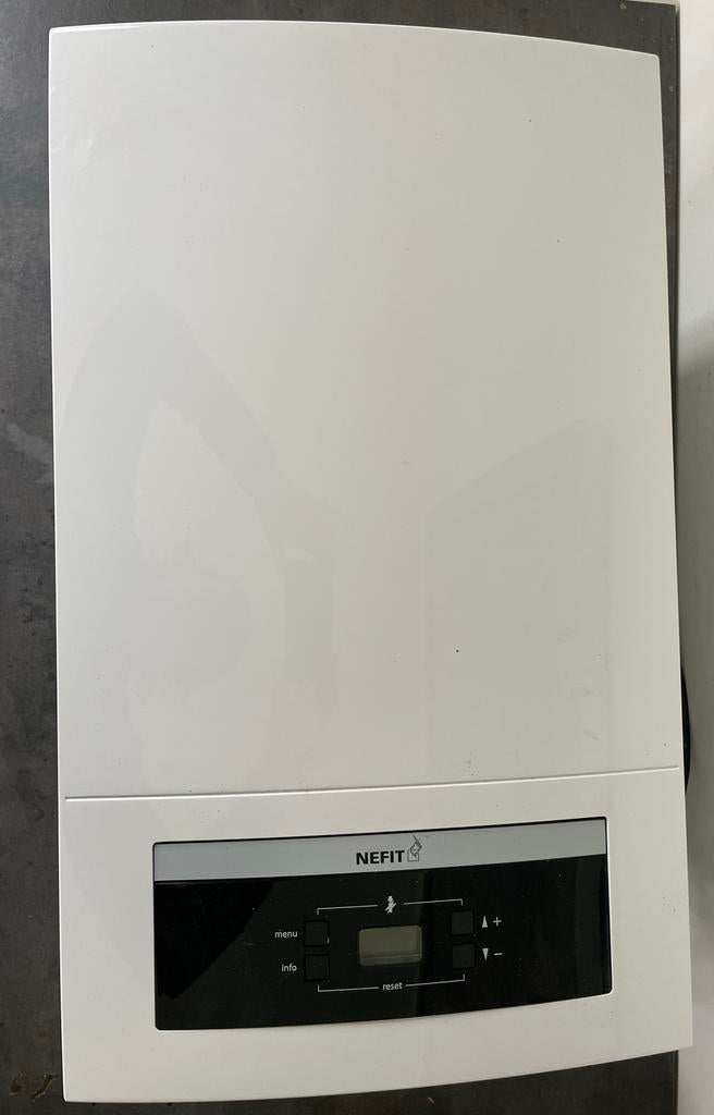 Nefit Cv-ketel, Doe-het-zelf en Verbouw, Verwarming en Radiatoren, 30 tot 80 cm, Gebruikt, Hoog rendement (Hr), Cv-ketel of Combi-ketel