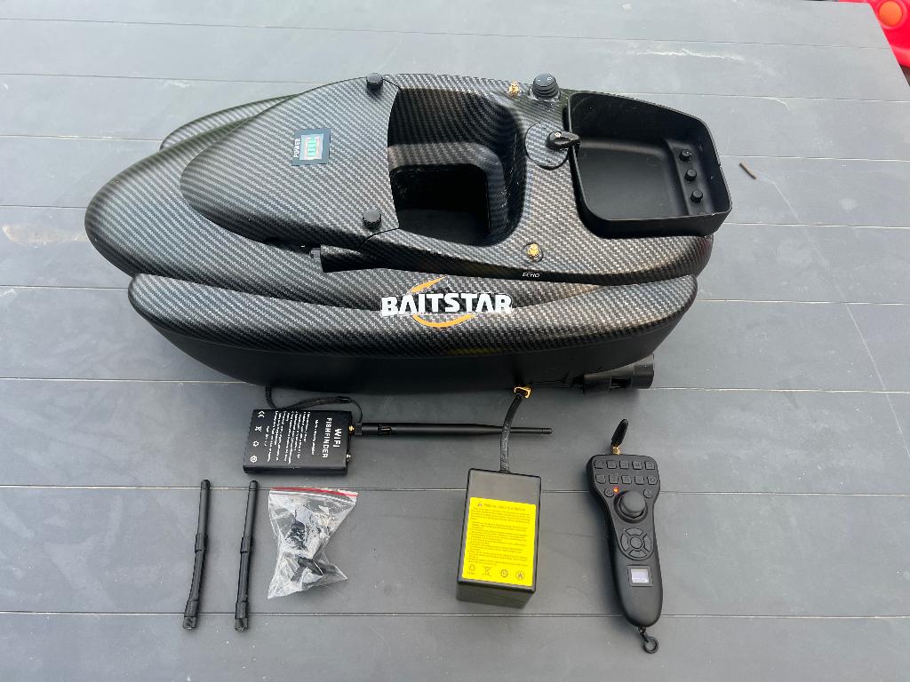Baitstar voerboot compact, Ophalen, Zo goed als nieuw