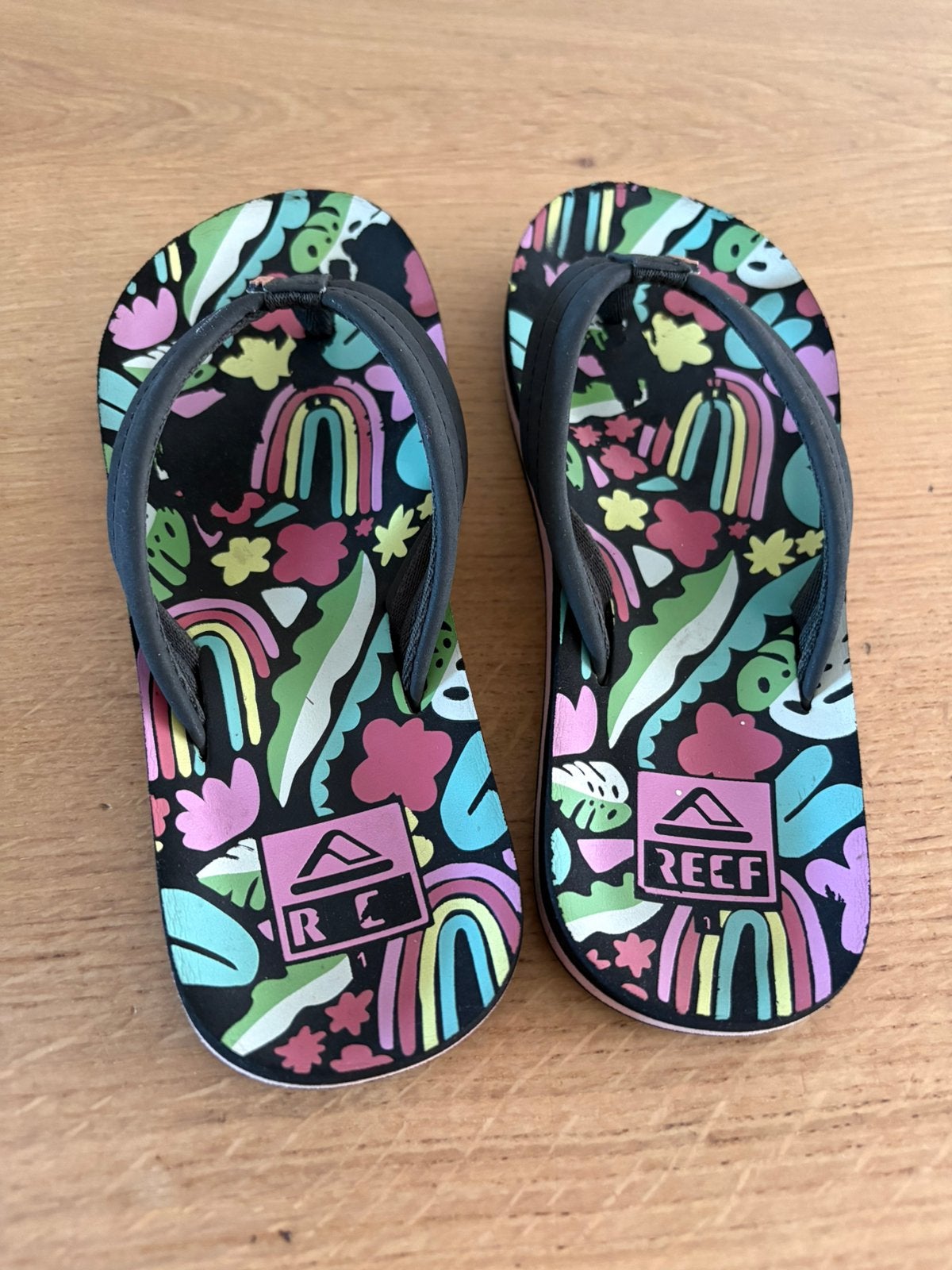 Reef slippers, maat 32, goede staat, Meisje, Overige typen, Ophalen of Verzenden, Zo goed als nieuw