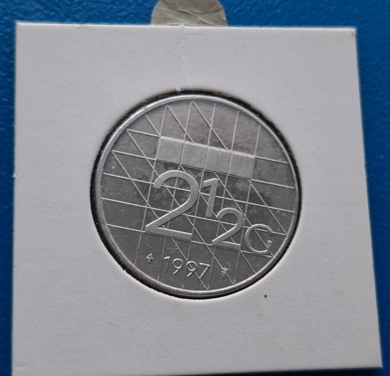 2 1/2 gulden 1997 - Beatrix in munthouder, Postzegels en Munten, Munten | Nederland, Verzenden, Koningin Beatrix, 2½ gulden, Losse munt