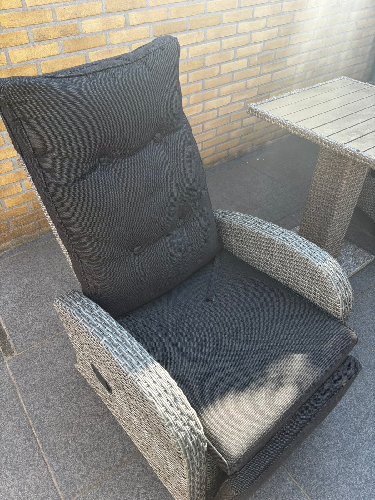 Loungestoelen, Ophalen, 4 zitplaatsen, Rotan, Zo goed als nieuw