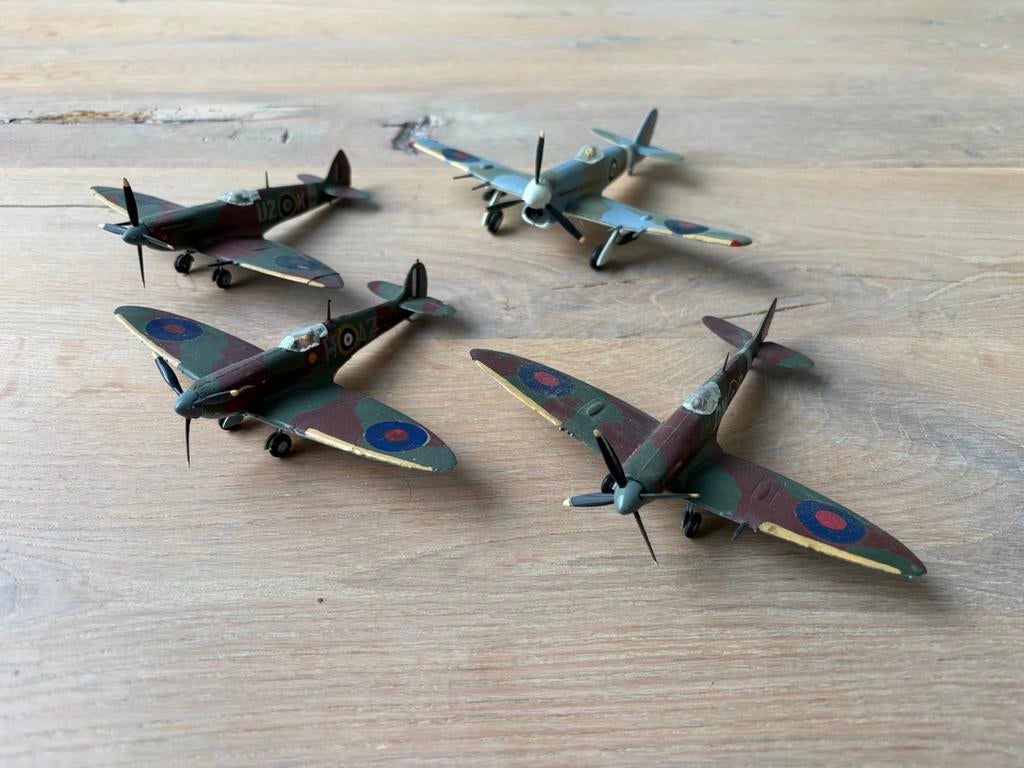 Vintage Matchbox vliegtuigjes jaren 80/90, Hobby en Vrije tijd, Modelbouw | Vliegtuigen en Helikopters, Ophalen of Verzenden, Zo goed als nieuw